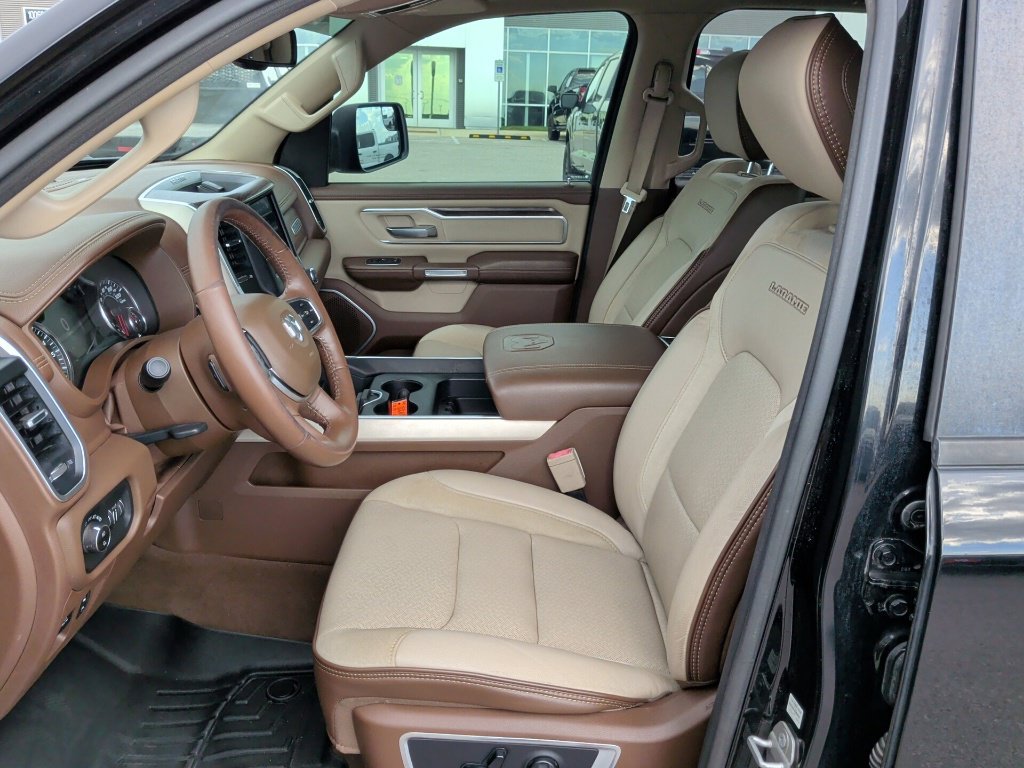 Used 2020 RAM 1500 Laramie RWD image 12