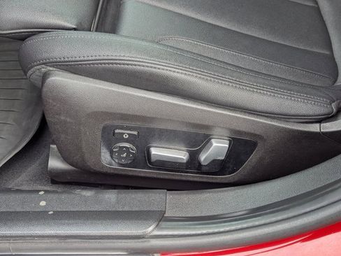 Used 2021 BMW 330i xDrive Sedan w/ Convenience Package image 18