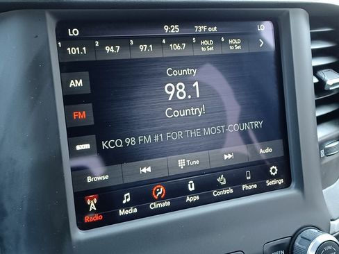 Used 2020 RAM 1500 Big Horn AWD/4WD image 19