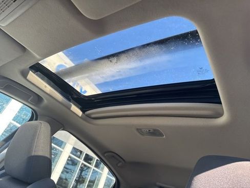 Used 2022 Honda HR-V EX image 25