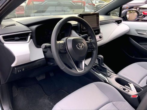 Used 2026 Toyota Corolla SE image 16