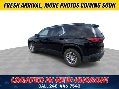 Used 2023 Chevrolet Traverse LT FWD image 8