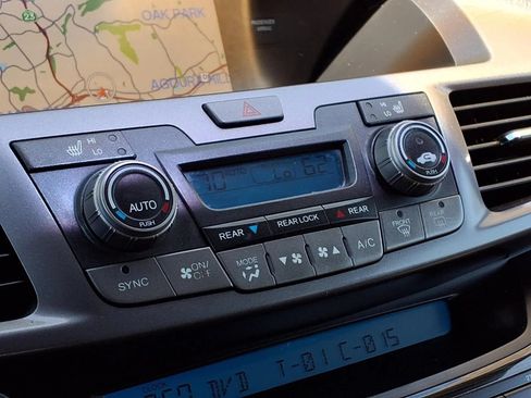 Used 2012 Honda Odyssey Touring Elite image 10