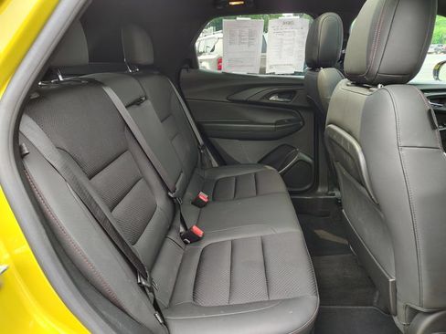 Used 2023 Chevrolet TrailBlazer RS w/ Sun and Liftgate Package AWD/4WD image 21