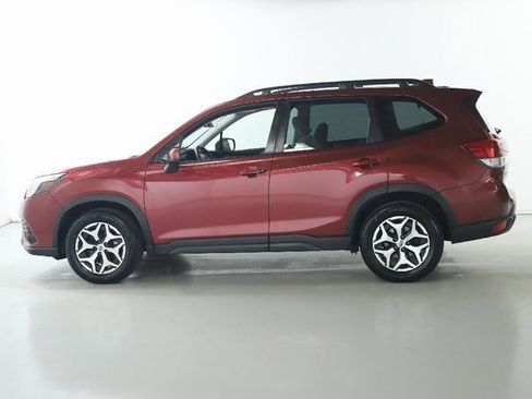 Certified 2023 Subaru Forester Premium image 41