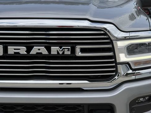 Used 2024 RAM 2500 Laramie w/ Safety Group AWD/4WD image 8
