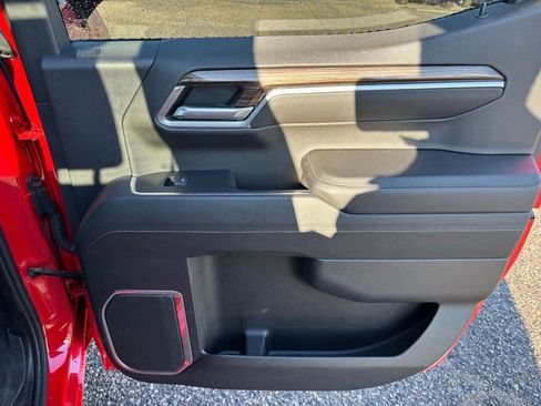 Used 2023 Chevrolet Silverado 1500 RST w/ Z71 Off-Road Package image 27