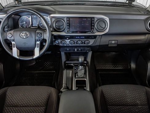 Used 2023 Toyota Tacoma SR5 w/ Trail Edition image 13