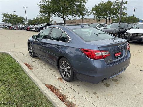 Used 2017 Subaru Legacy 2.5i Limited AWD/4WD image 2