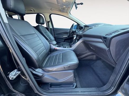 Used 2015 Ford Escape SE w/ Equipment Group 201A FWD image 14