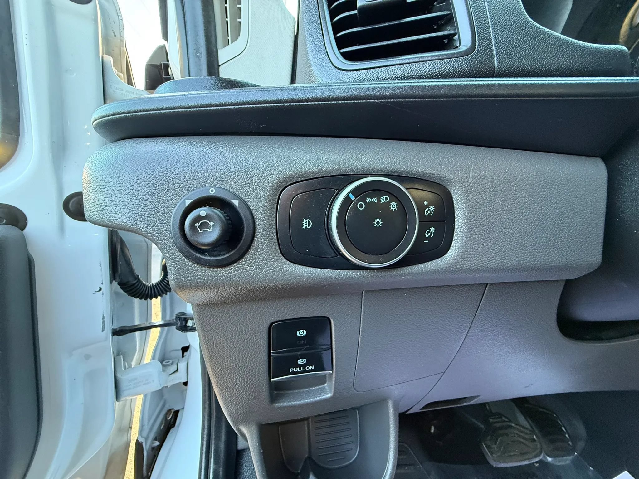 Used 2021 Ford Transit 250 Low Roof w/ Exterior Upgrade Package RWD image 36