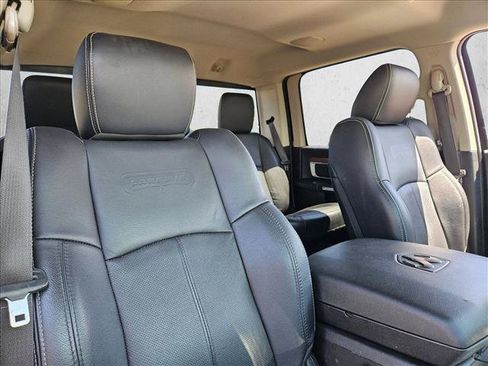 Used 2017 RAM 1500 Laramie w/ Convenience Group AWD/4WD image 14