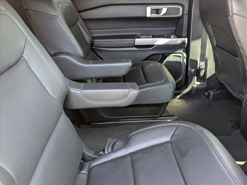 Used 2023 Ford Explorer XLT w/ Equipment Group 202A image 18