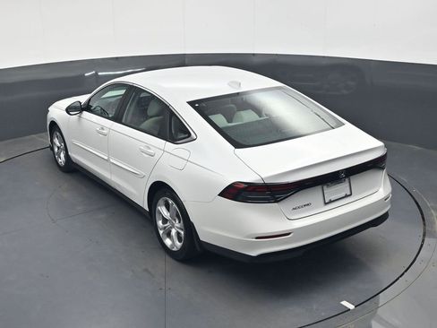 Used 2023 Honda Accord LX image 21