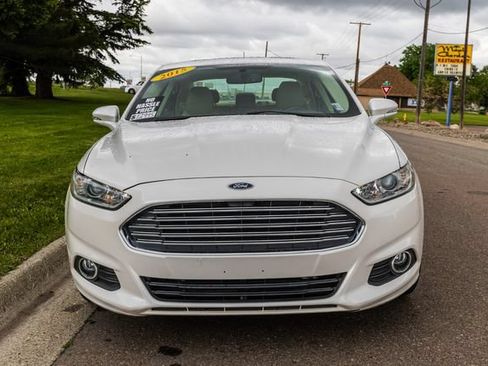 Used 2015 Ford Fusion SE w/ Equipment Group 502A FWD image 2