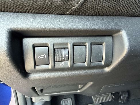 Certified 2026 Subaru Outback Limited AWD/4WD image 32
