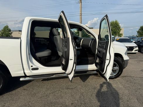 Used 2016 RAM 1500 Big Horn AWD/4WD image 23