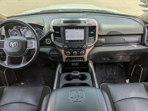 Used 2022 RAM 2500 Laramie AWD/4WD image 15