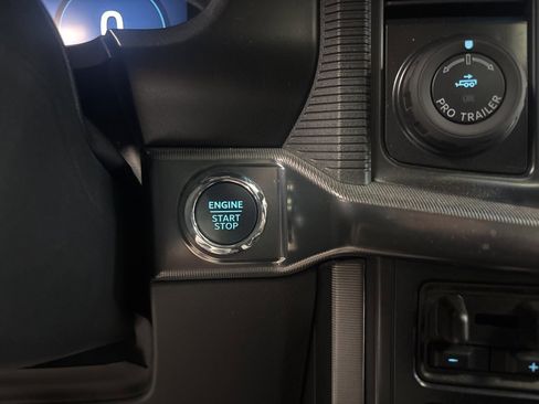 Used 2025 Ford F150 Platinum w/ Equipment Group 702A High image 23