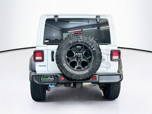Used 2023 Jeep Wrangler Unlimited w/ Cold Weather Group AWD/4WD image 7