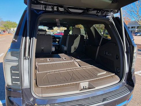 New 2026 Chevrolet Tahoe LT image 25