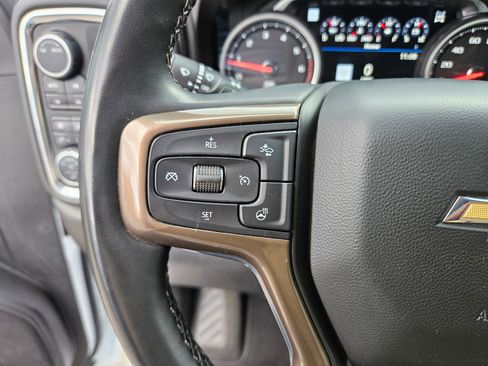 Used 2023 Chevrolet Silverado 2500 High Country image 17
