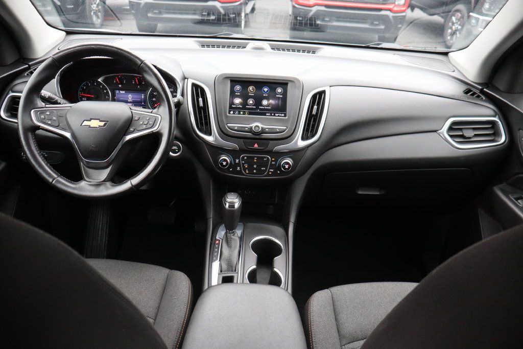 Used 2019 Chevrolet Equinox LT FWD image 17