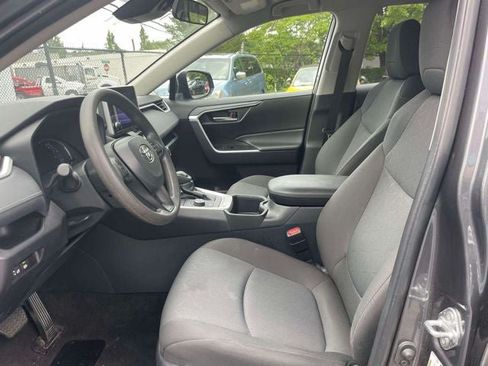 Certified 2025 Toyota RAV4 XLE AWD/4WD image 17
