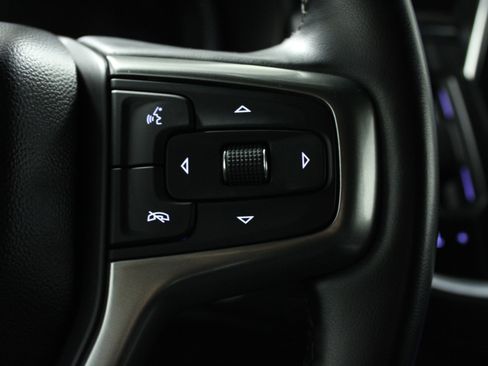 Used 2023 Chevrolet Suburban Z71 image 22