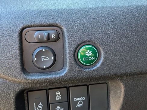 Used 2025 Honda Ridgeline RTL image 25