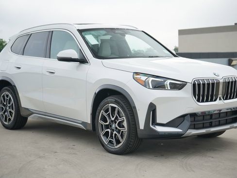 New 2026 BMW X1 xDrive28i w/ Technology Package image 3
