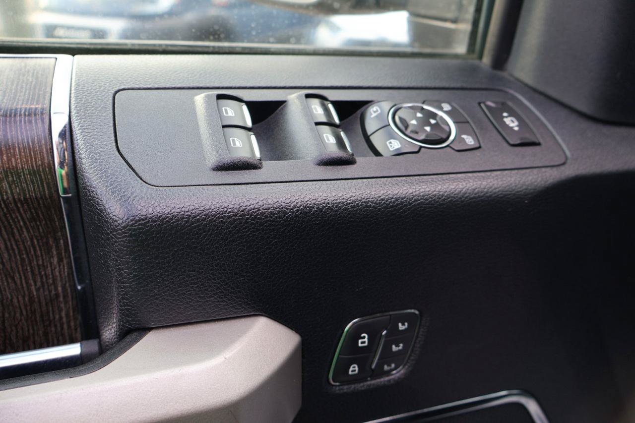 Used 2020 Ford F250 Lariat w/ Lariat Ultimate Package AWD/4WD image 11