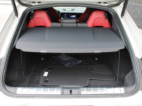 Certified 2025 Porsche Panamera 4 image 23