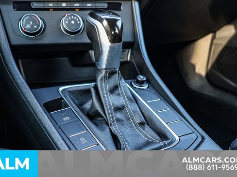 Used 2024 Volkswagen Jetta S image 34