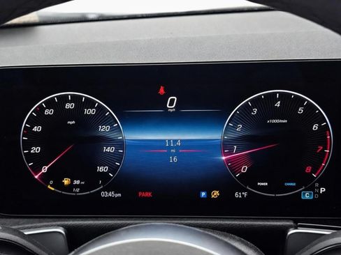 New 2026 Mercedes-Benz GLB 250 4MATIC image 39