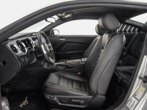 Used 2013 Ford Mustang GT Premium w/ GT Coupe Accessory Pkg 5 RWD image 11
