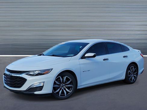 Used 2022 Chevrolet Malibu RS FWD image 1