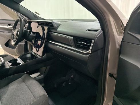 Used 2026 GMC Terrain Elevation w/ Technology Package II image 21