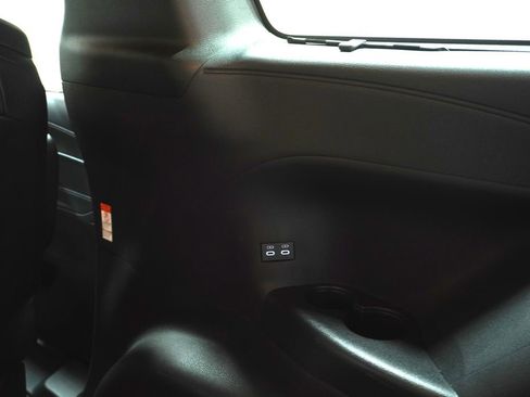 Used 2025 Toyota Sienna XSE w/ XSE Premium Package AWD/4WD image 7