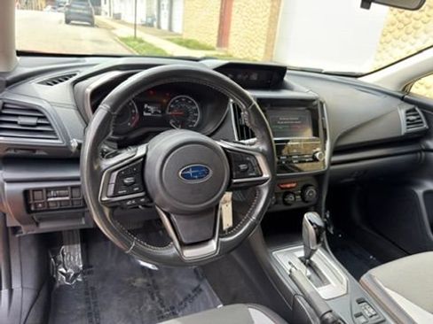 Used 2018 Subaru Crosstrek 2.0i Premium AWD/4WD image 15