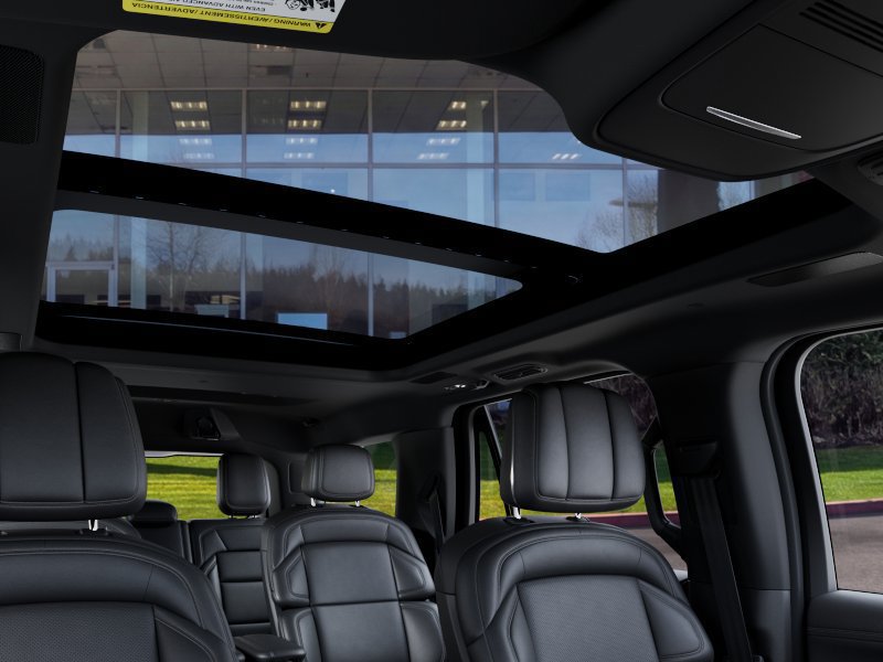 New 2027 Lincoln Navigator Reserve w/ Jet Appearance Package AWD/4WD image 22