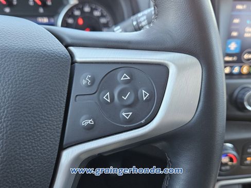 Used 2023 GMC Terrain SLT image 20