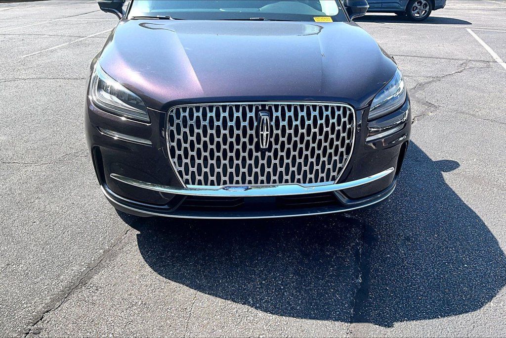 Used 2023 Lincoln Corsair FWD w/ Equipment Group 101A image 5