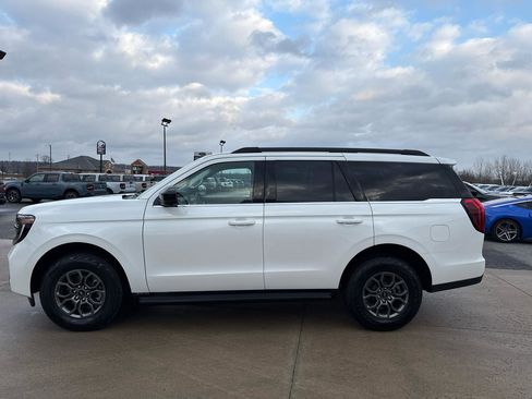 New 2025 Ford Expedition Active AWD/4WD image 10