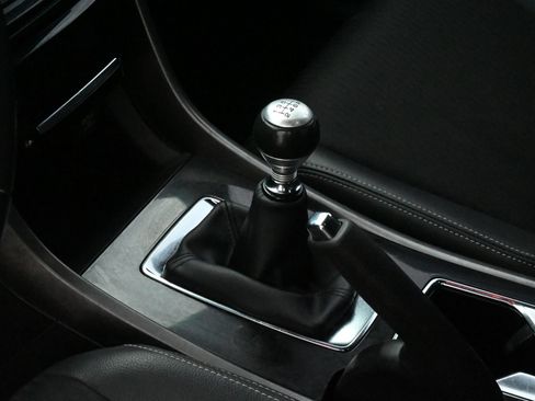 Used 2017 Honda Accord Sport image 12