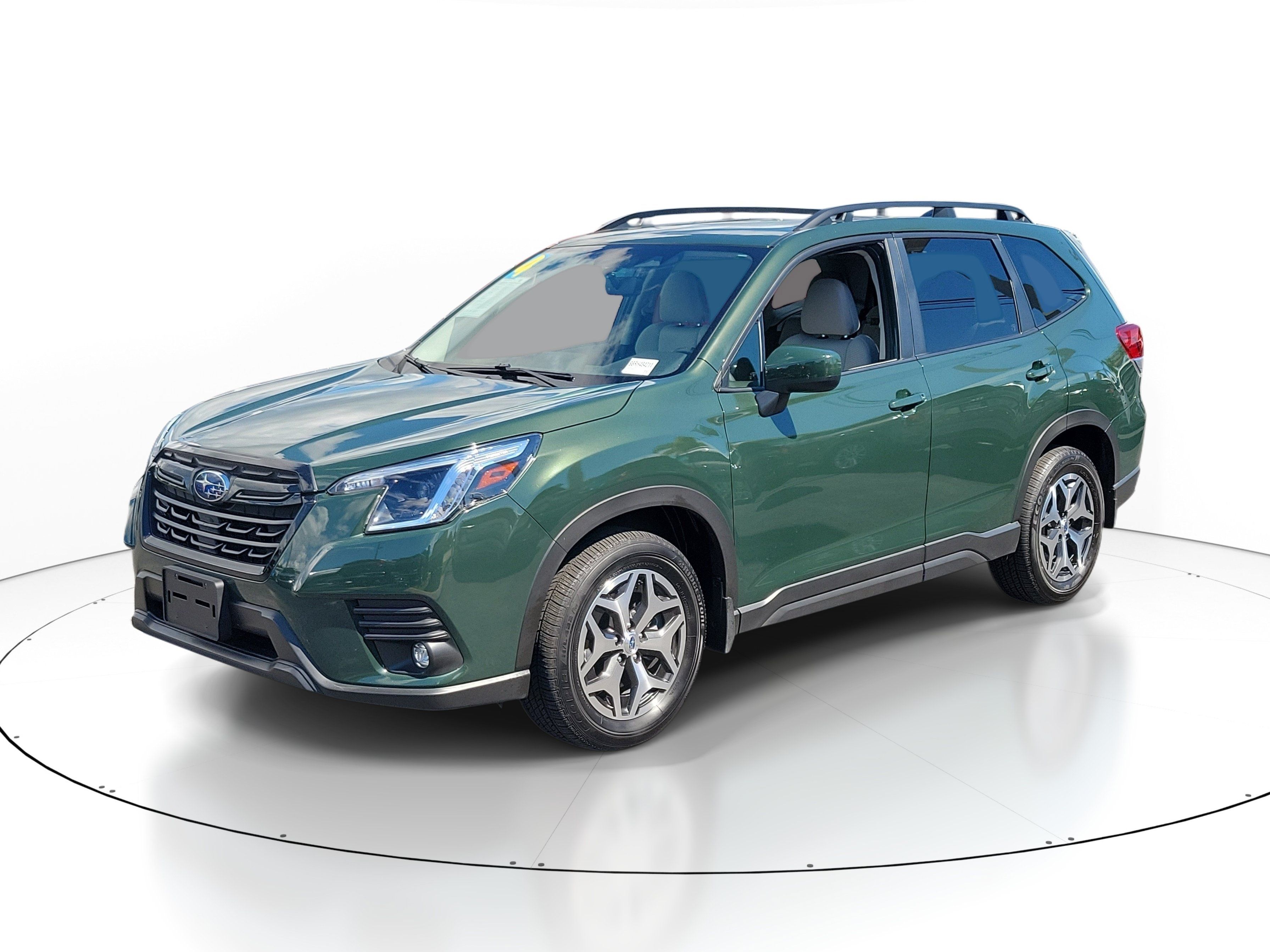 Certified 2024 Subaru Forester Premium AWD/4WD image 3