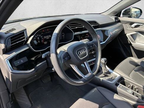 Used 2025 Audi Q3 2.0T Premium AWD/4WD image 10