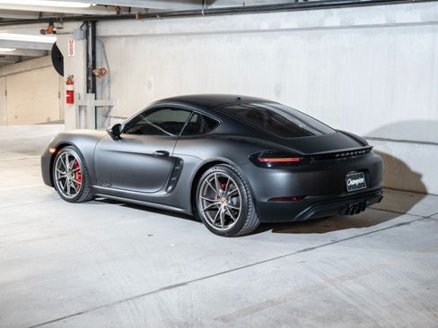 Certified 2019 Porsche 718 Cayman GTS RWD image 3
