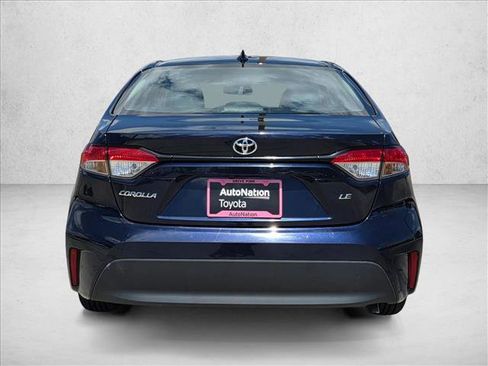 Used 2024 Toyota Corolla LE FWD image 7