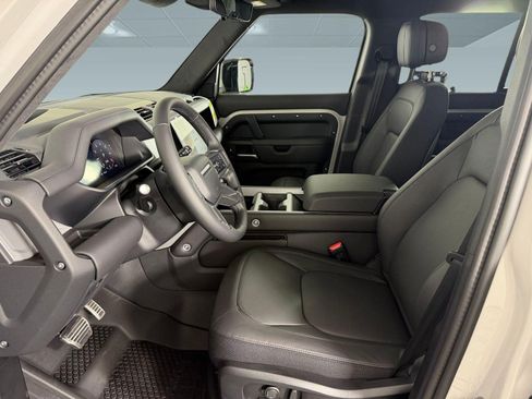 New 2026 Land Rover Defender 110 X AWD/4WD image 5